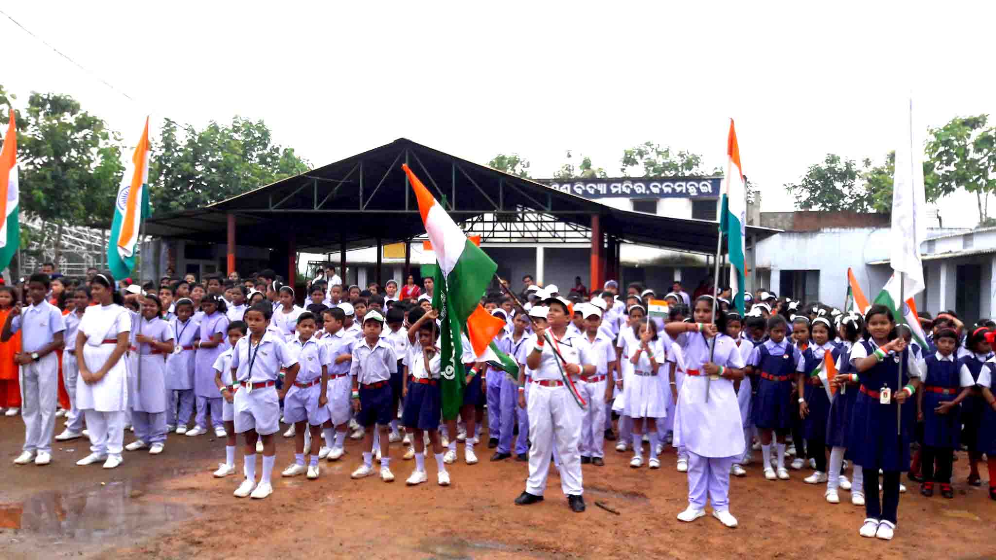 INDEPENDENCE DAY CELEBRATION ON DT.15.08.2016. (1)
